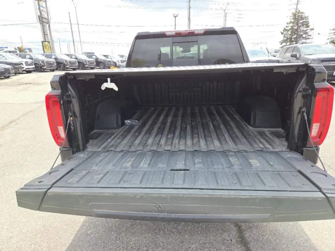 GMC Sierra 1500 снимка GMC Sierra 1500