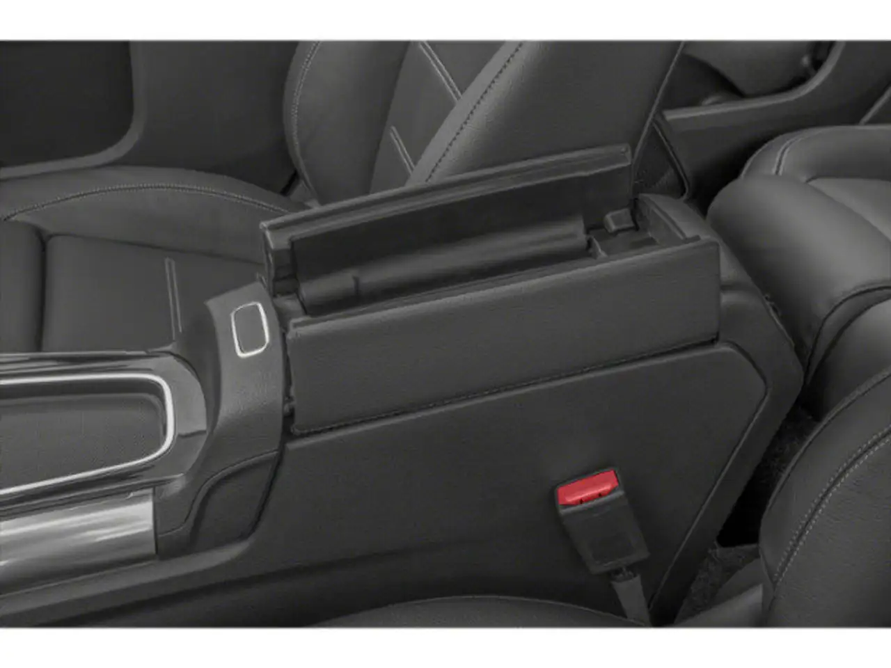 Mercedes-Benz GLA снимка Mercedes-Benz GLA