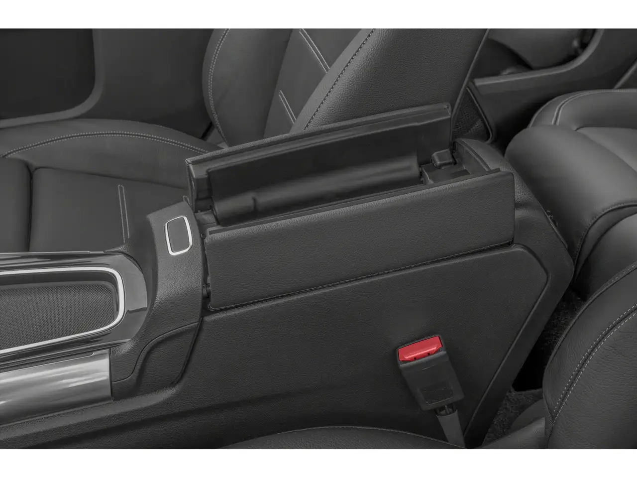 Mercedes-Benz GLA снимка Mercedes-Benz GLA