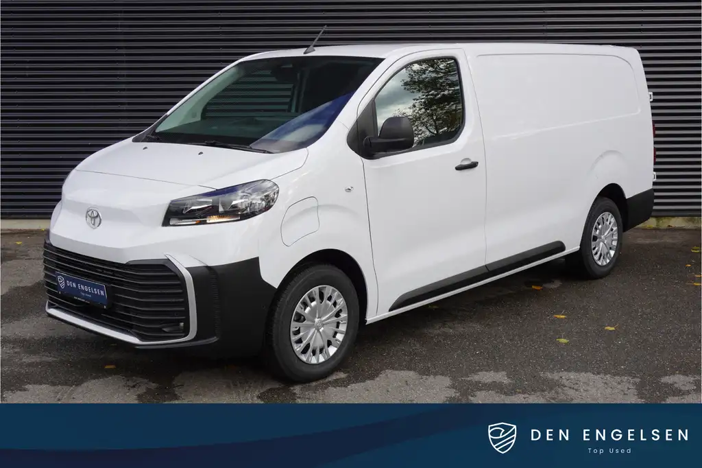 Toyota Proace 2026 из Европы — купить под ключ