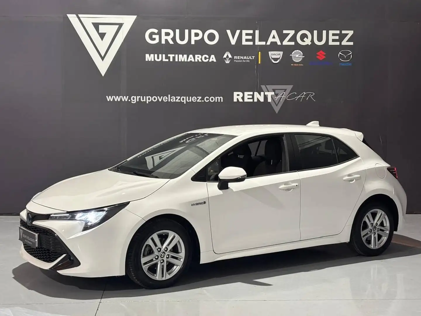 Toyota Corolla 125H Business Plus Wit - 1