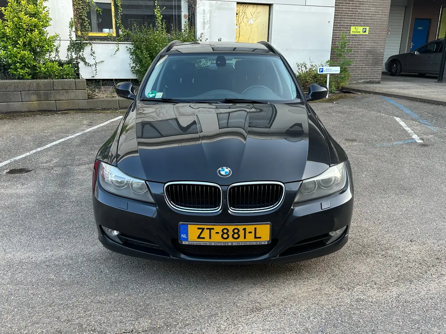 BMW 330 330 320xd Zwart - 2
