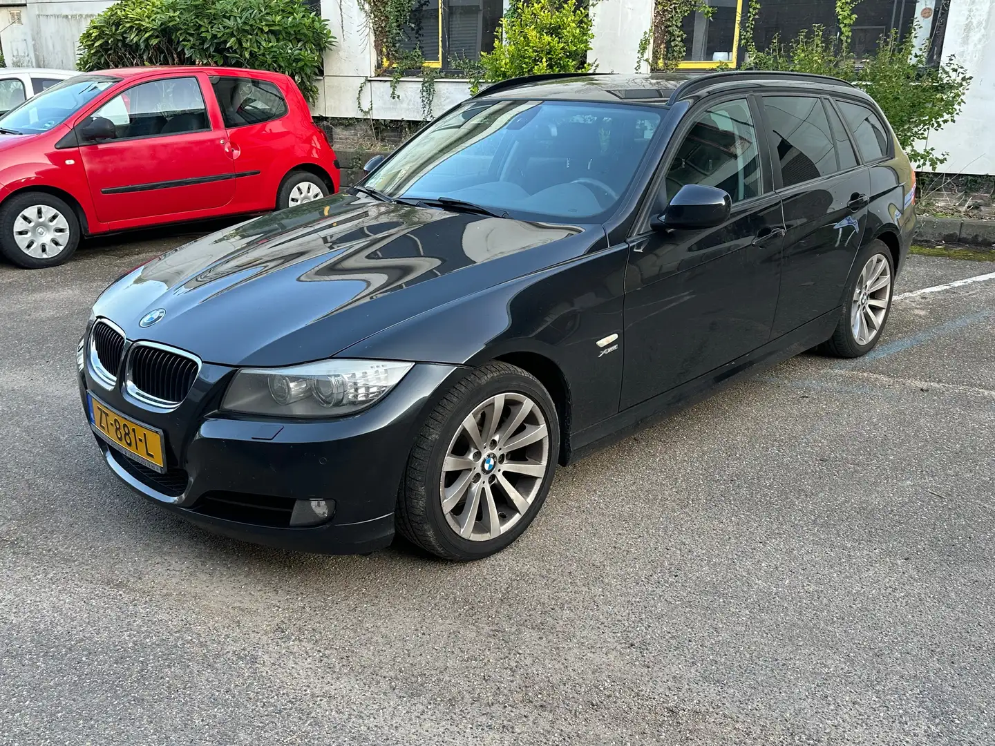 BMW 330 330 320xd Zwart - 1