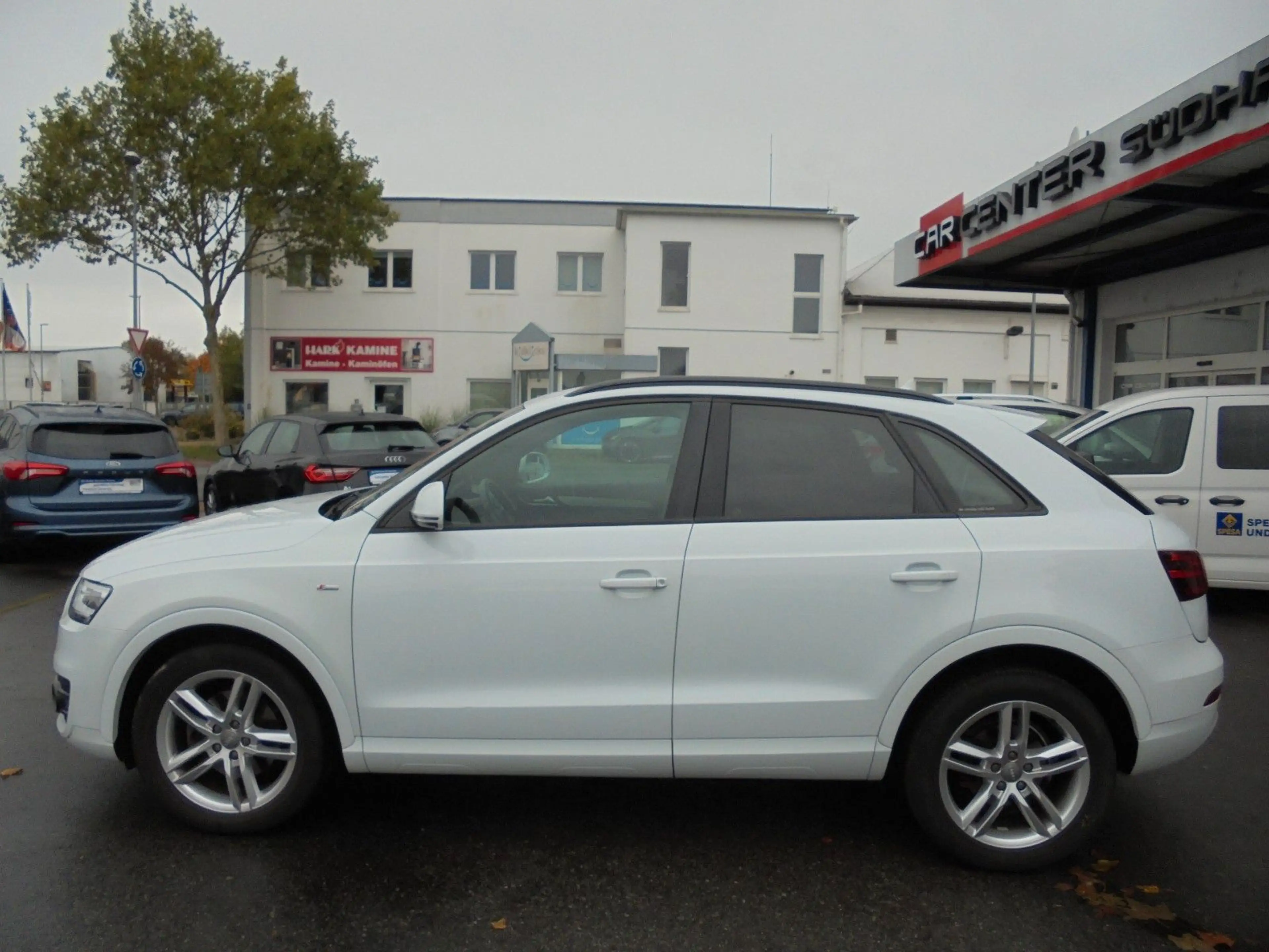 Audi Q3 2.0 TFSI S-line quattro — photo 3