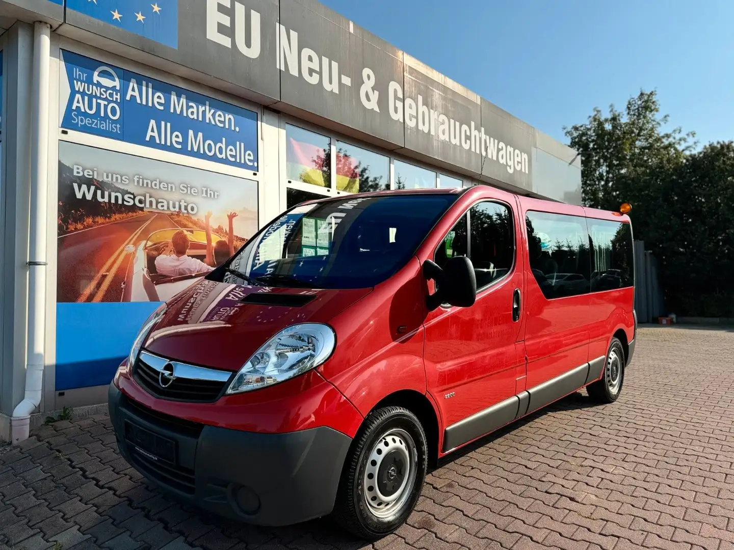 Opel Vivaro Opel Vivaro Kombi Lang L2H1 KLIMA *9-Sitzer* Rojo - 1