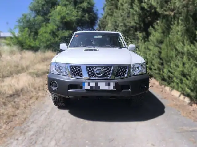 Nissan Patrol 3.0DI XE Plus