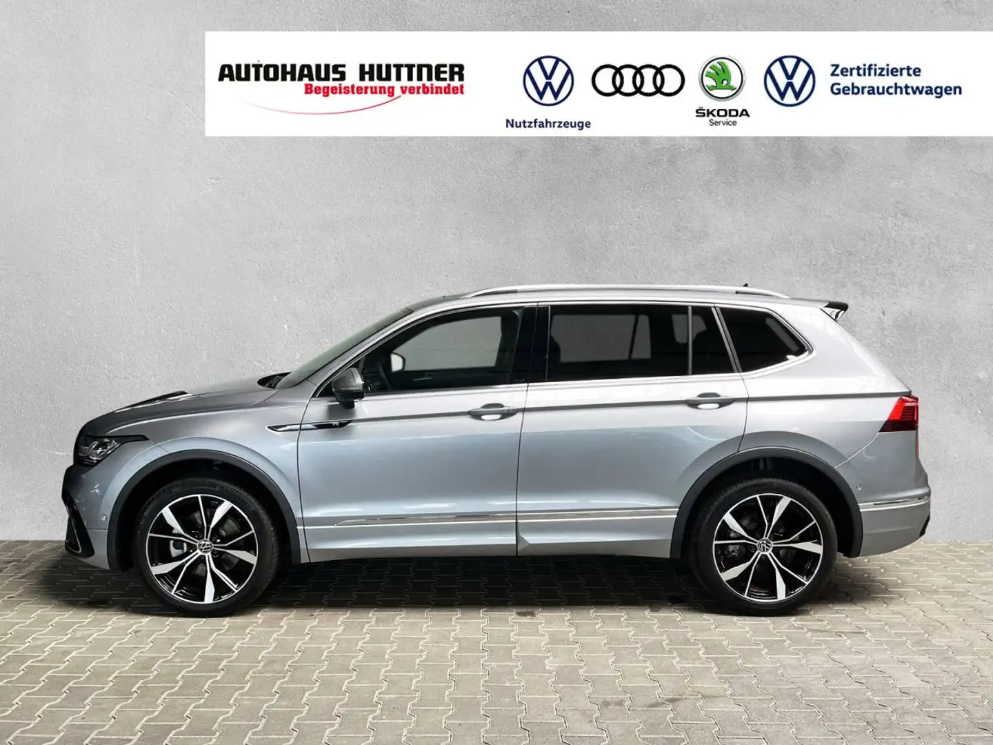 Volkswagen Tiguan Allspace R-LINE 2.0 TSI 4M DSG NAVI AHK LED Silber - 2