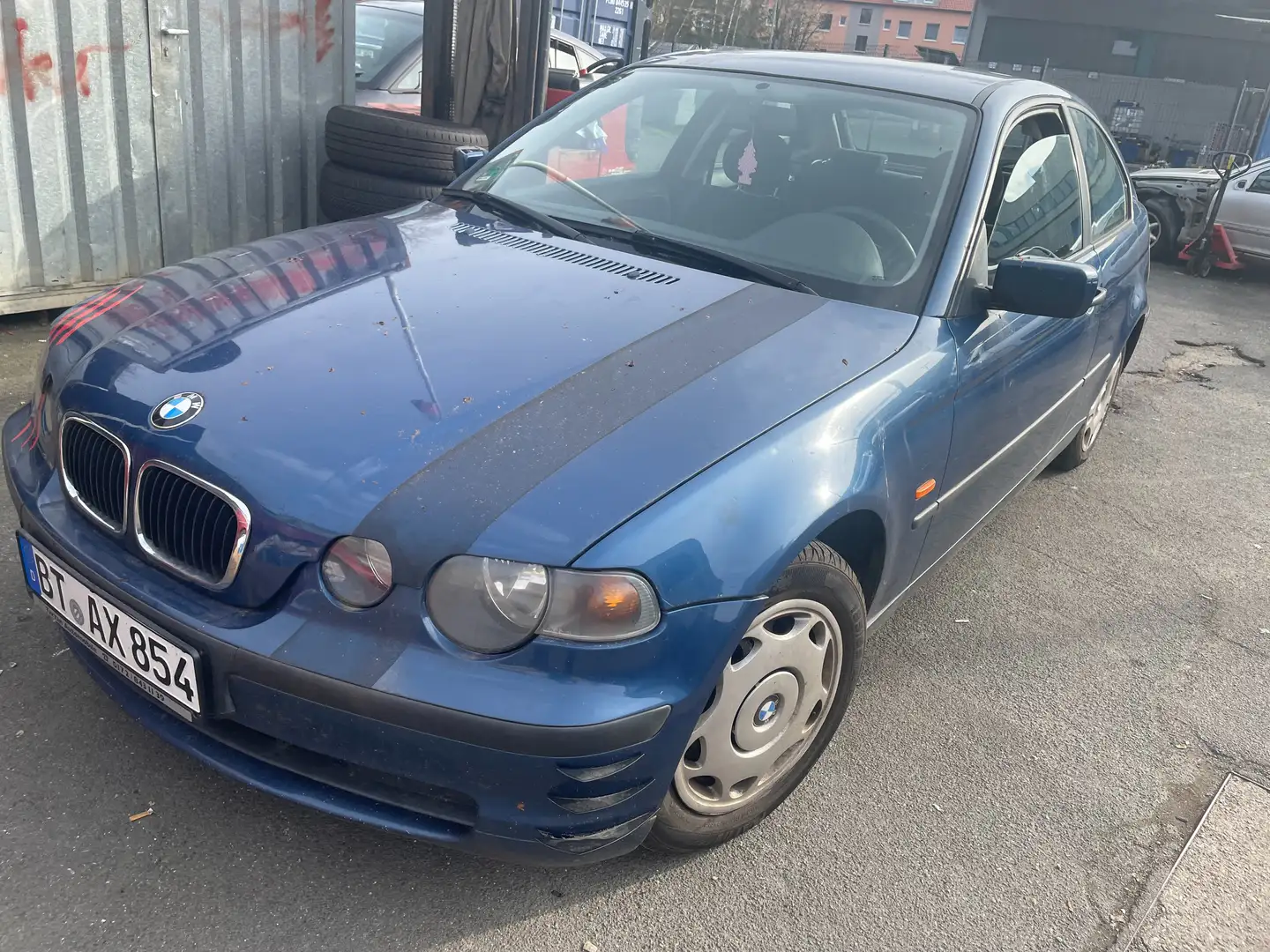 BMW 316 316ti Blau - 1