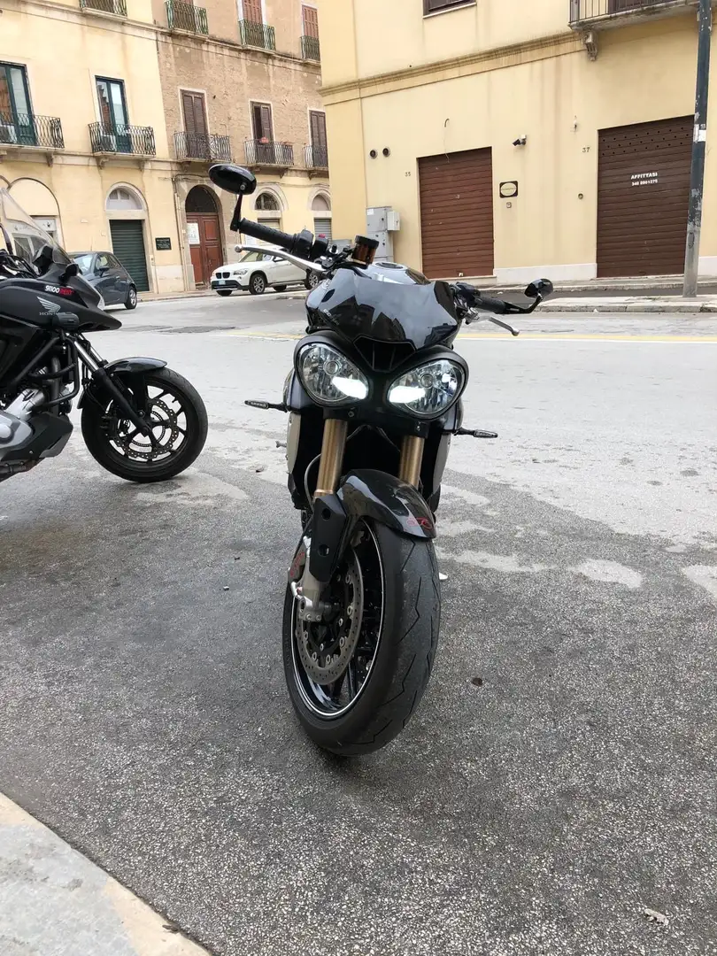 Triumph Speed Triple S - 1