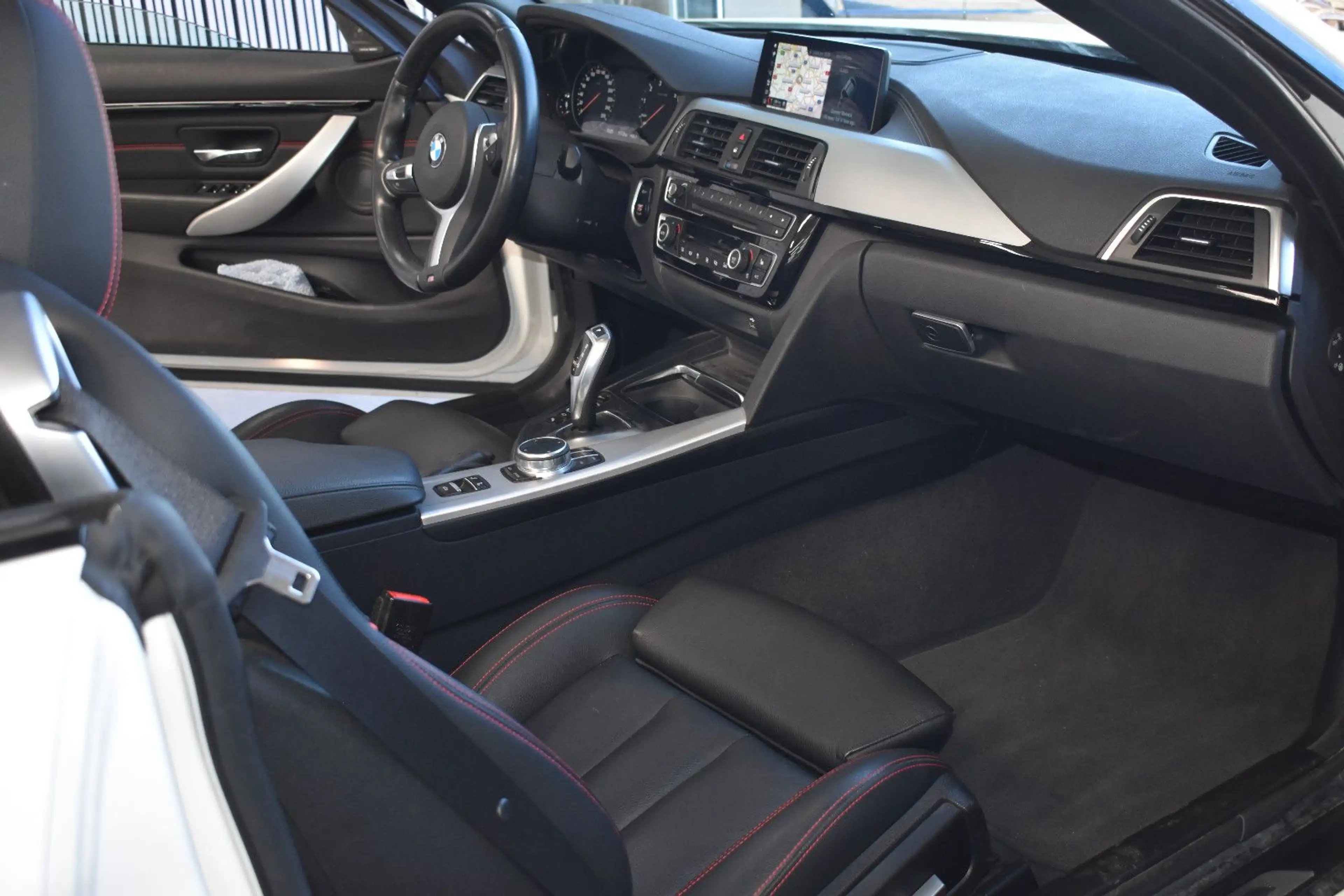 BMW 440 Cabrio 440 i Sport Line — photo 10