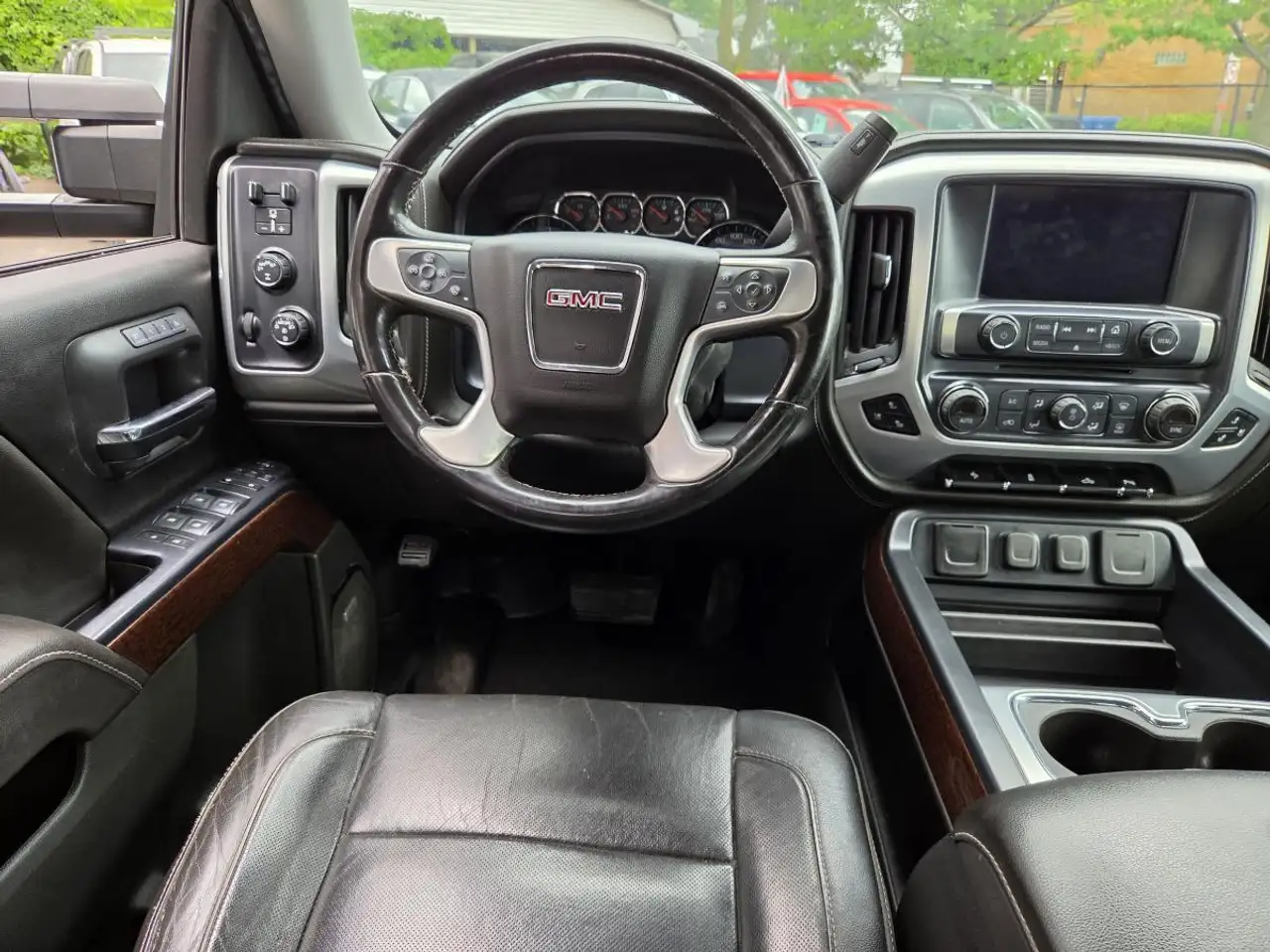 GMC Sierra 1500 снимка GMC Sierra 1500