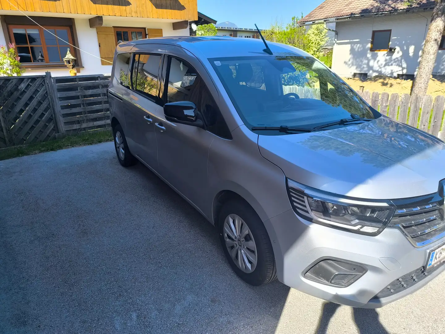 Renault Kangoo Grand Kangoo Techno TCe 130 EDC Techno Grau - 1