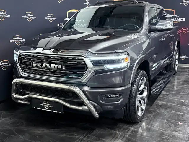 Dodge RAM 1500 ** LIMITED ** Night Crew Cab**Standheizung** Ansicht 2