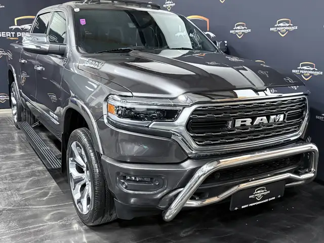 Dodge RAM 1500 ** LIMITED ** Night Crew Cab**Standheizung** Ansicht 15