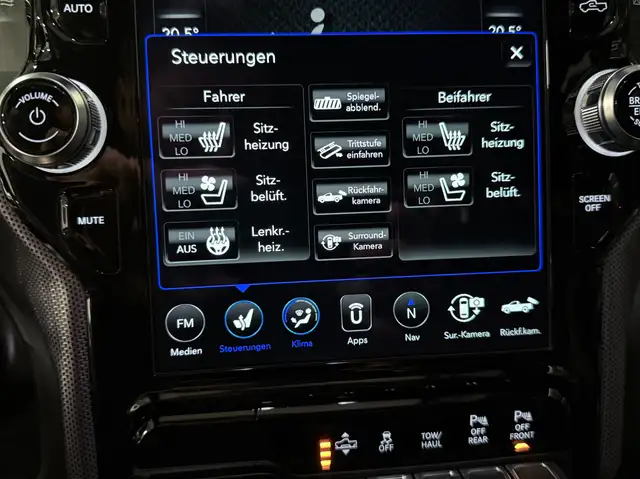 Dodge RAM 1500 ** LIMITED ** Night Crew Cab**Standheizung** Ansicht 37