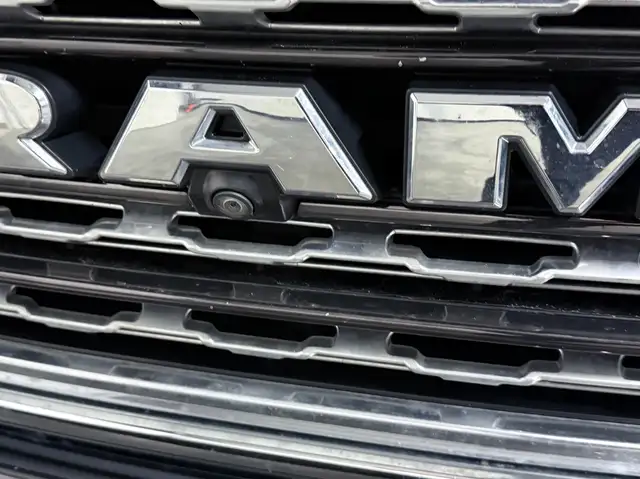Dodge RAM 1500 ** LIMITED ** Night Crew Cab**Standheizung** Ansicht 5
