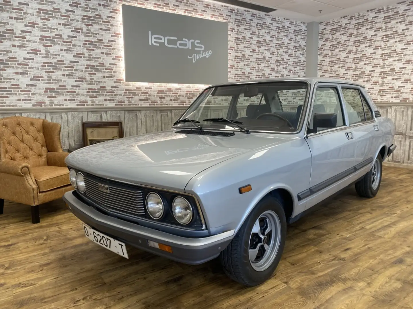 SEAT 132 2000 Plateado - 1