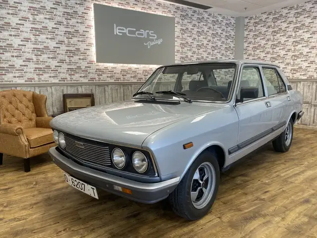 SEAT Autres 132 2000