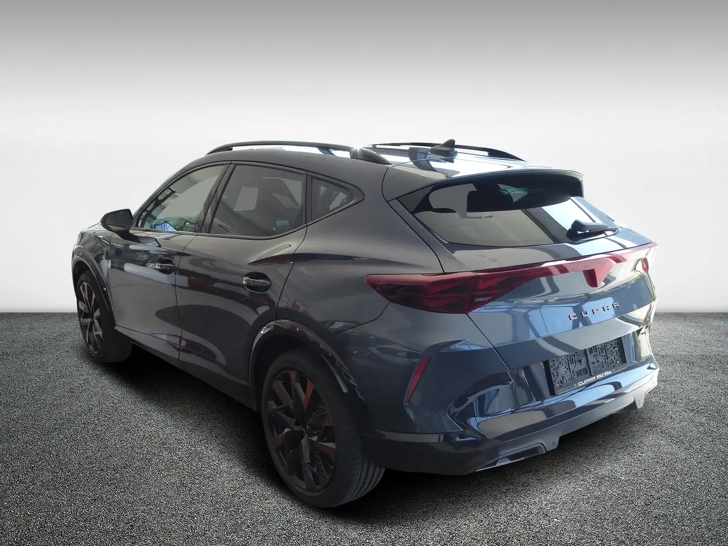 CUPRA Formentor 1.5 e-TSI 150 PS DSG Grau - 2