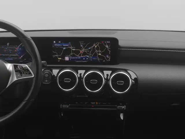 Mercedes-Benz Cla view 20