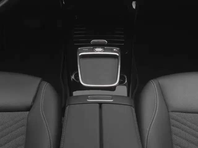 Mercedes-Benz Cla view 21