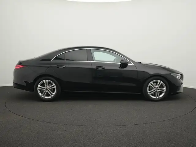Mercedes-Benz Cla view 5