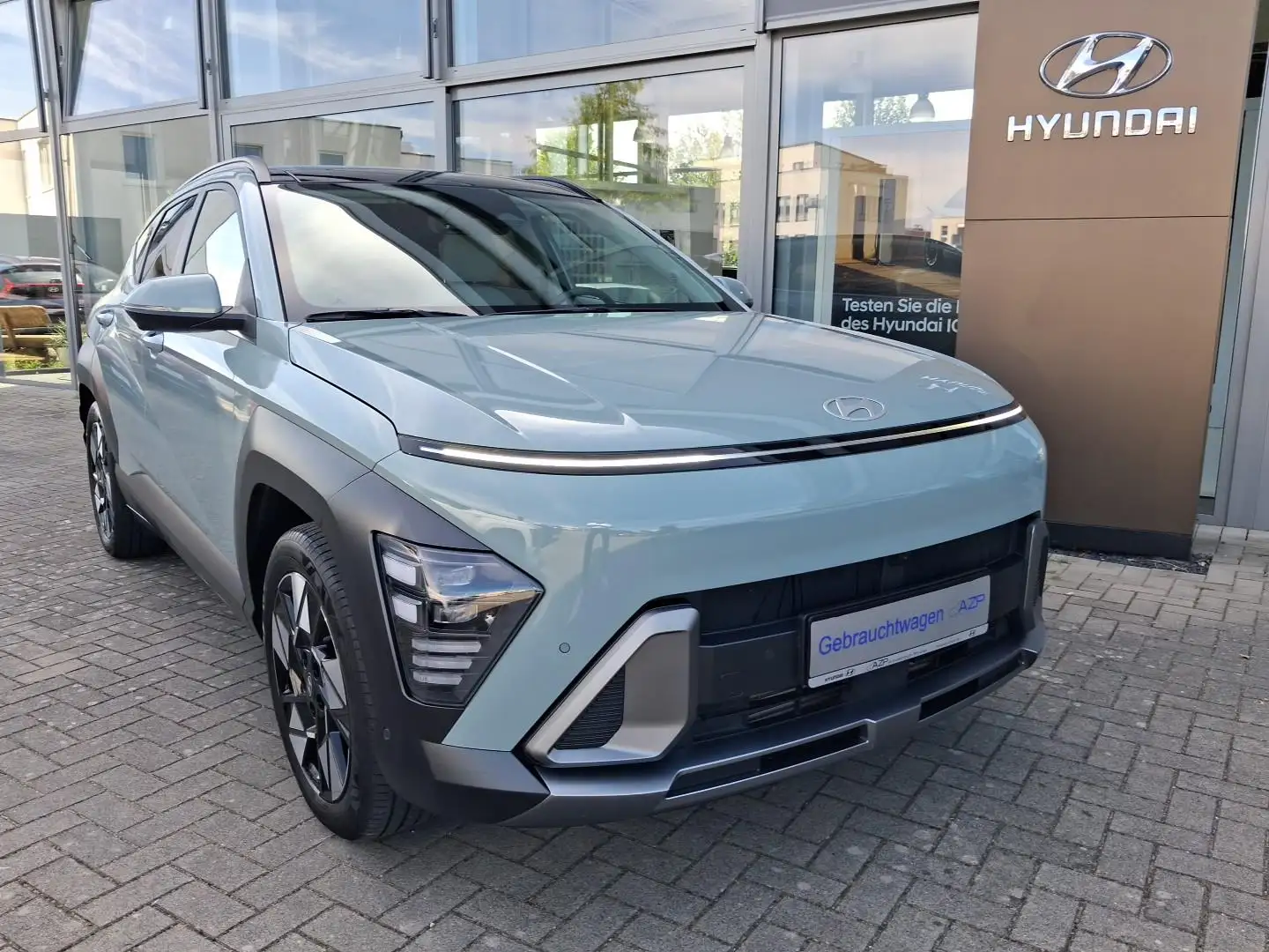 Hyundai KONA 1.0 T-GDI 7-DCT PRIME.ESD.Sitz-P.Bose+Wi.Räder Grün - 2