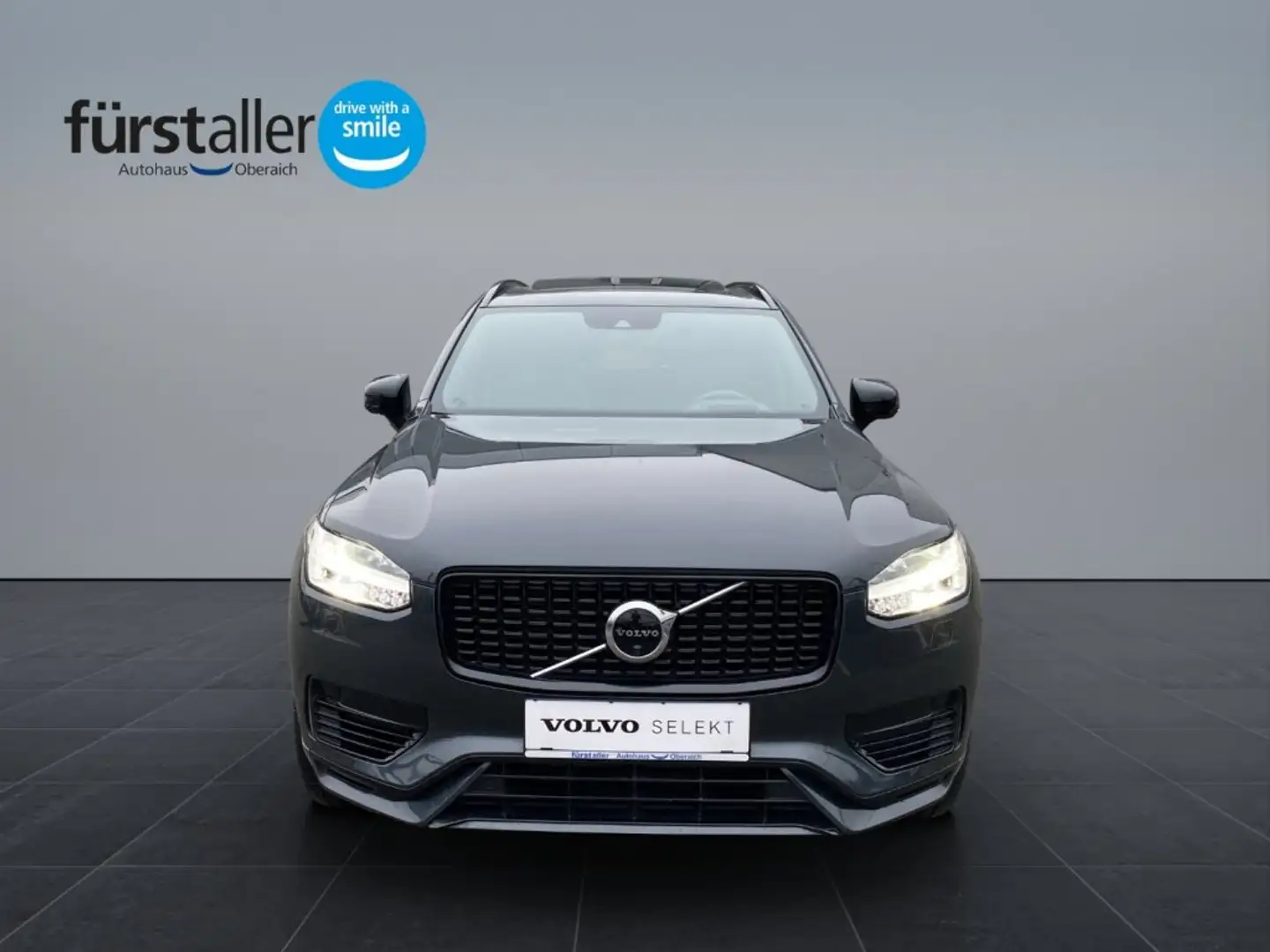 Volvo XC90 T8 AWD Recharge PHEV R-Design Gris - 2