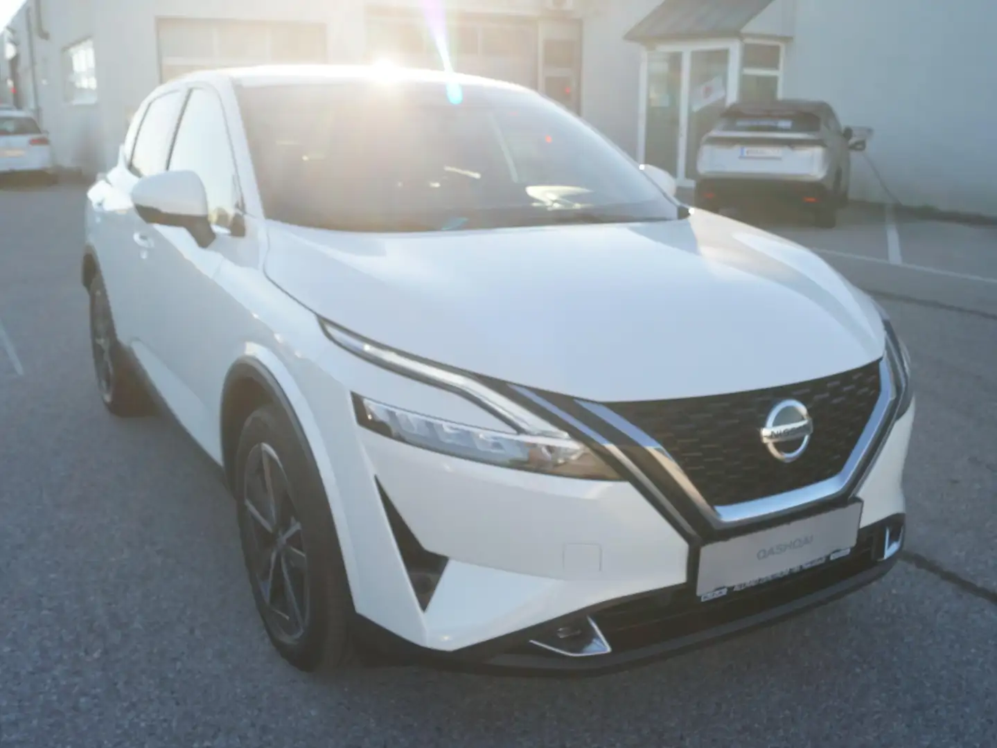 Nissan Qashqai Tekna Automatik Vorderrad Weiß - 2
