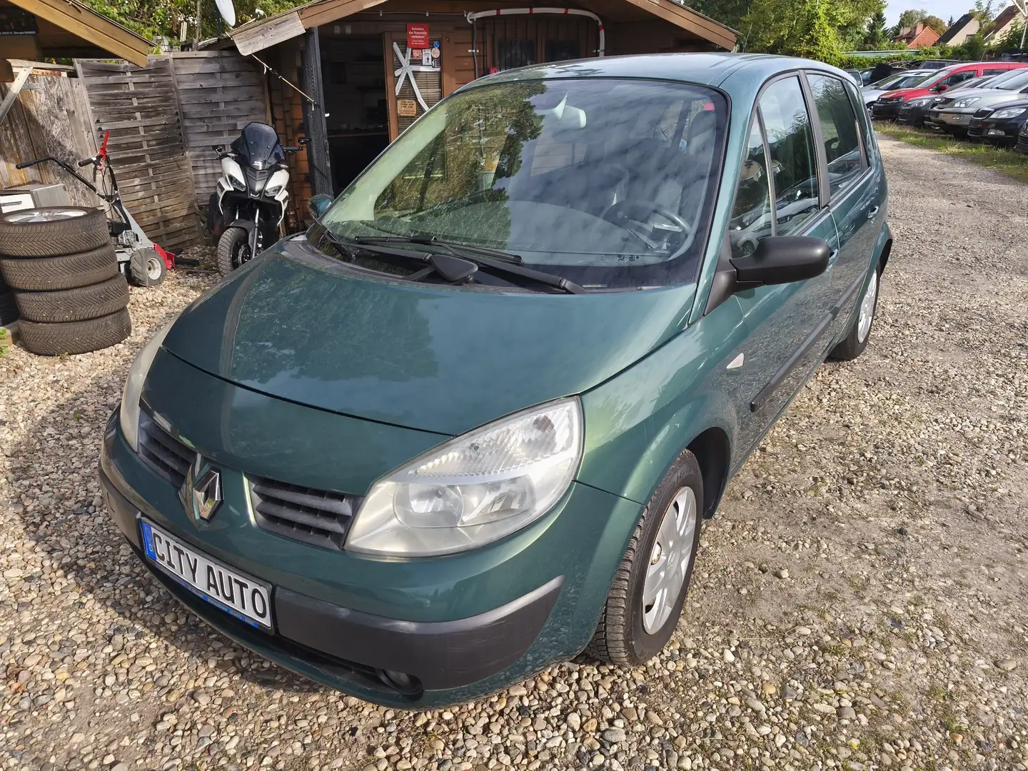 Renault Scenic Scenic 1.6 16V Luxe Expression Grün - 1