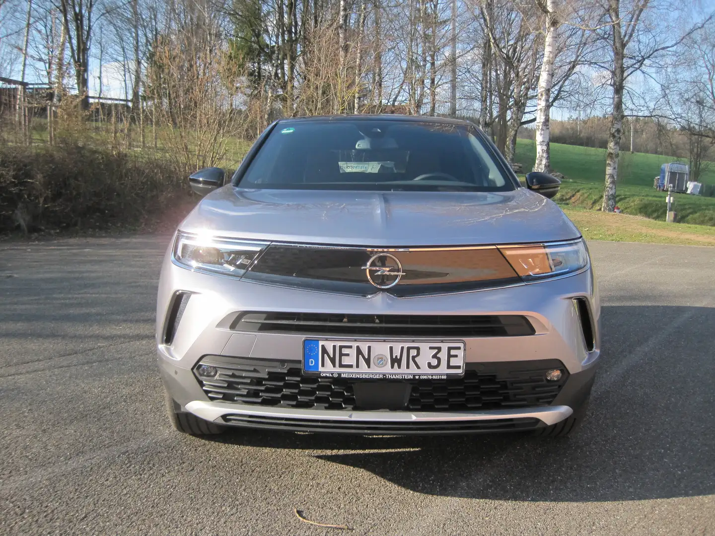 Opel Mokka-E Mokka-e Ultimate 8-fach bereift Grau - 1