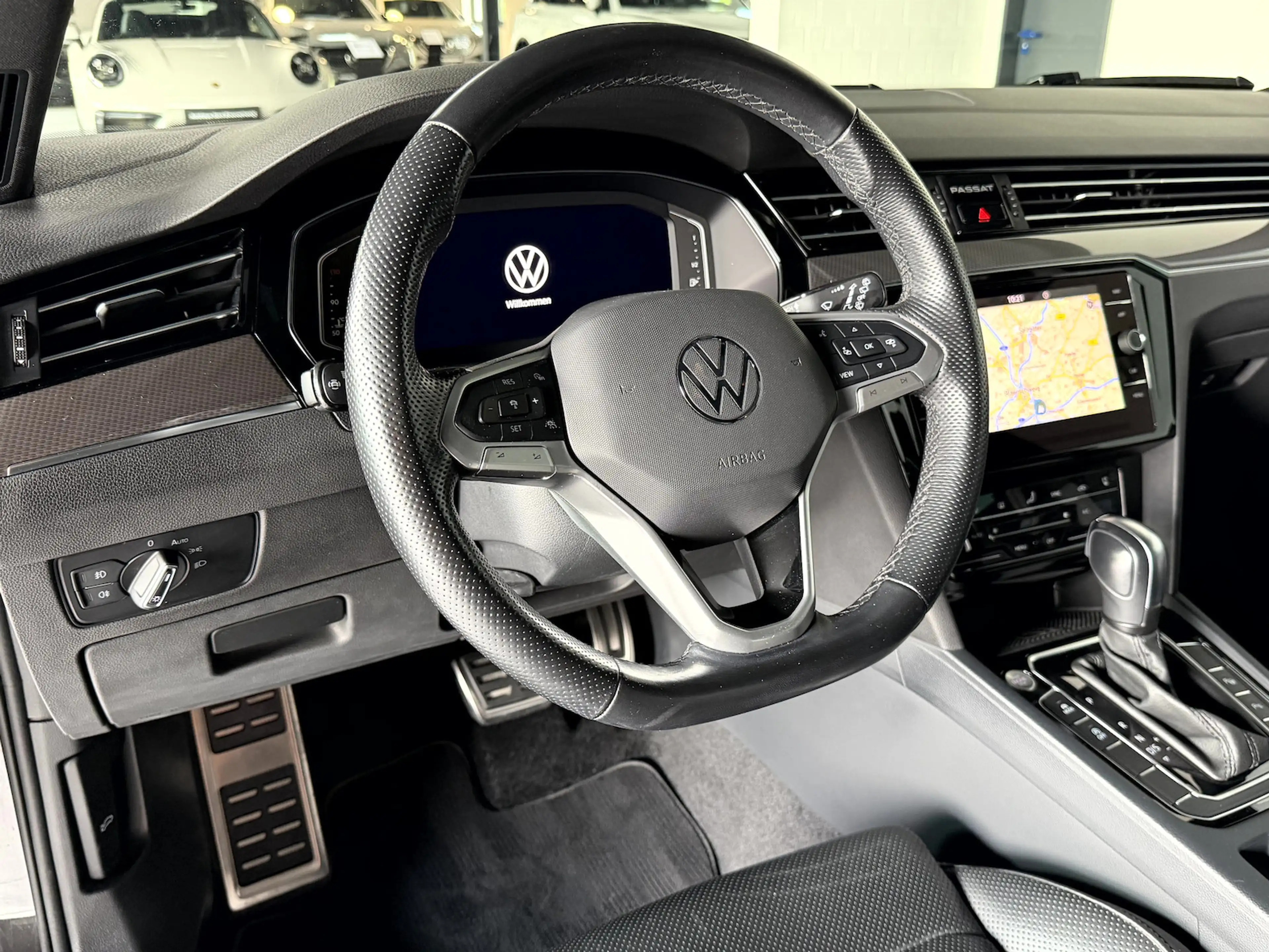 Volkswagen Passat Alltrack 2.0 TDI DSG*Pano*AHK*IQ* — photo 12