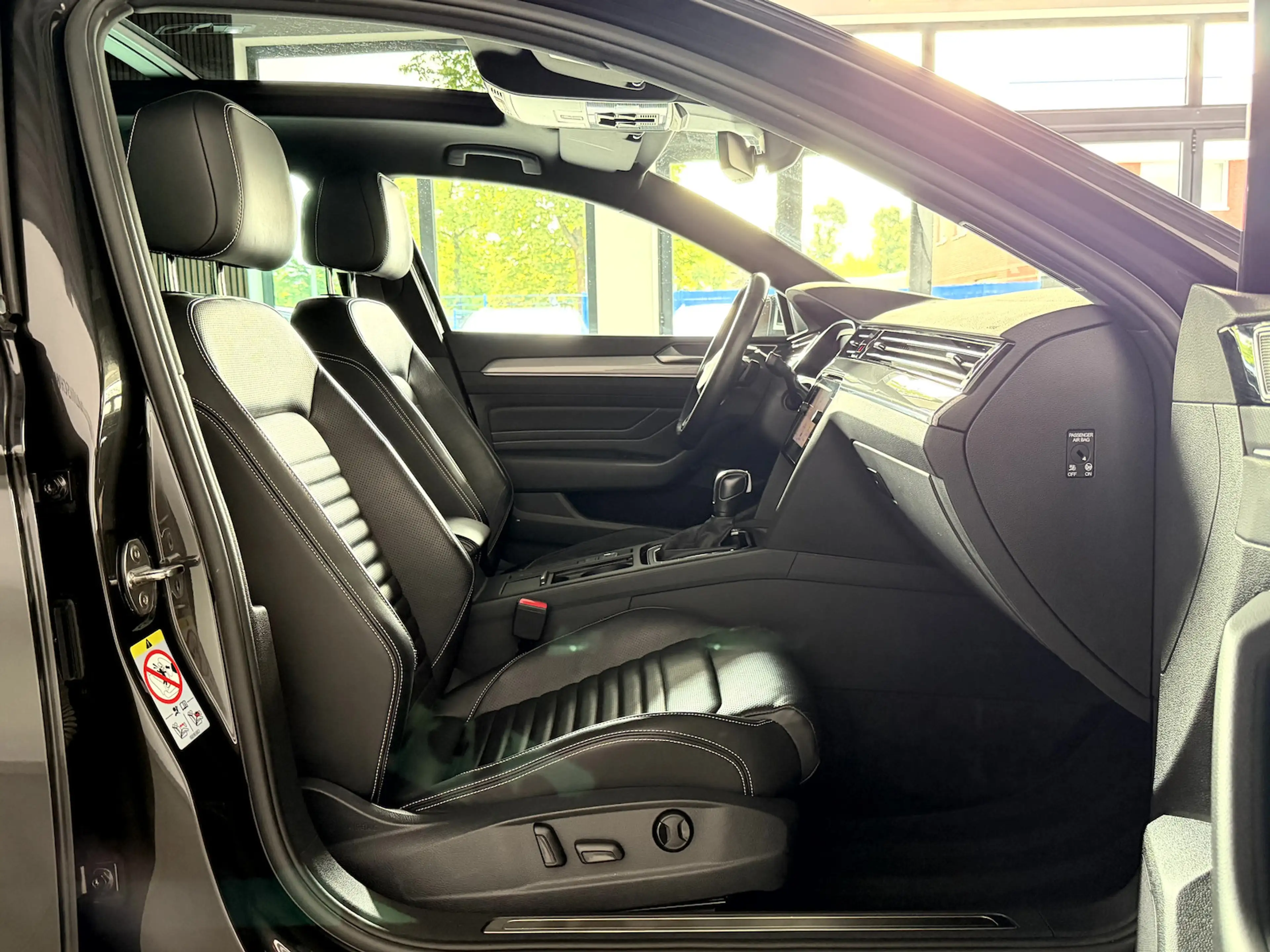 Volkswagen Passat Alltrack 2.0 TDI DSG*Pano*AHK*IQ* — photo 10