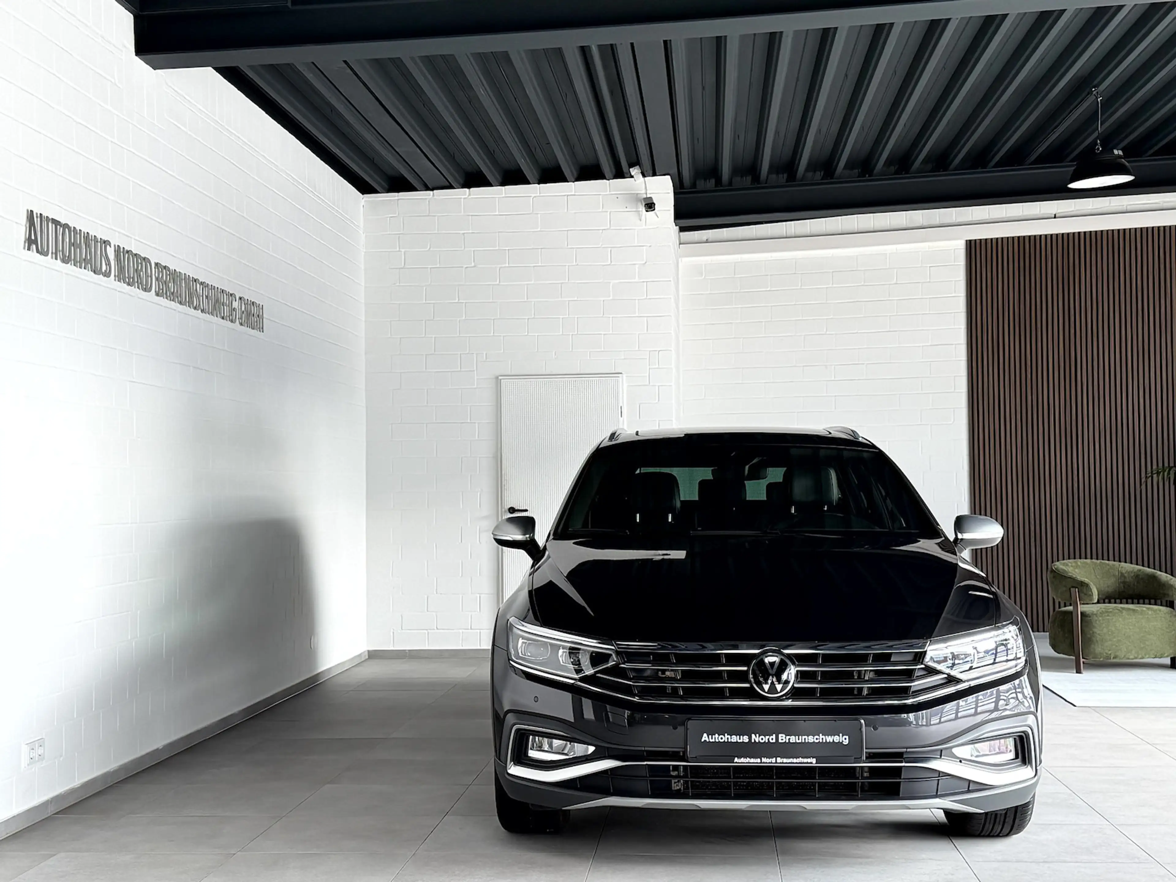 Volkswagen Passat Alltrack 2.0 TDI DSG*Pano*AHK*IQ* — photo 2