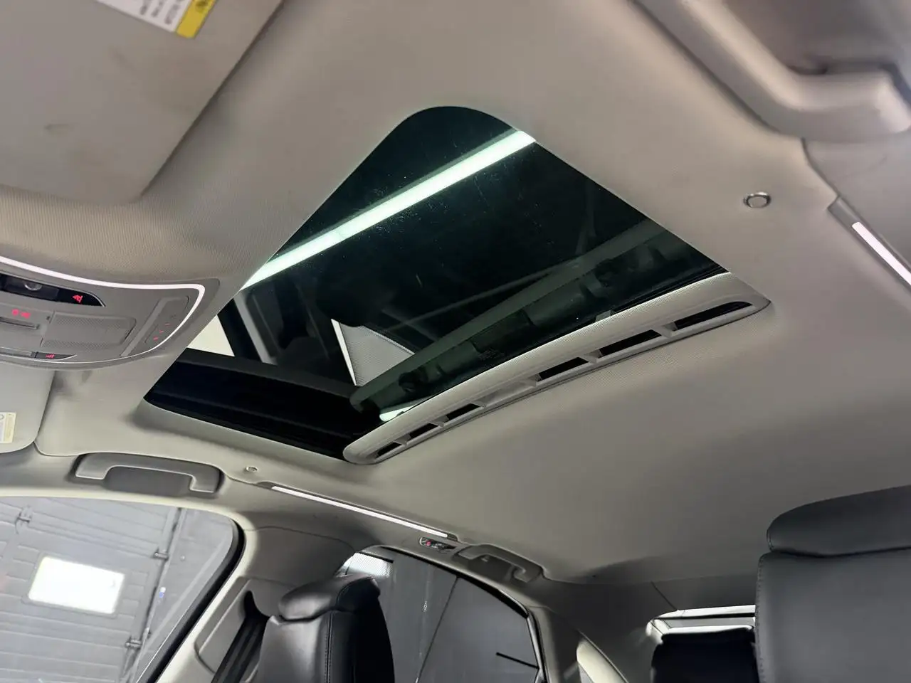 Audi A8 снимка Audi A8