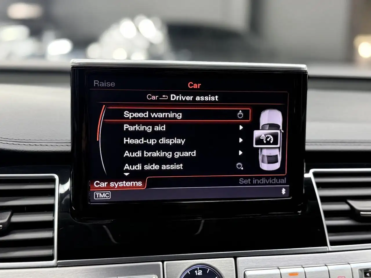 Audi A8 снимка Audi A8