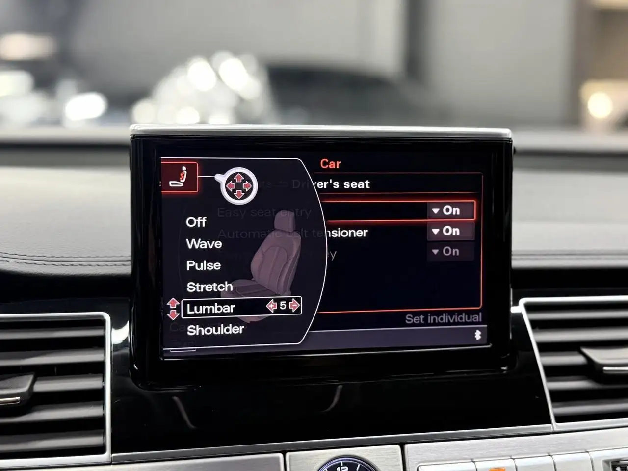 Audi A8 снимка Audi A8