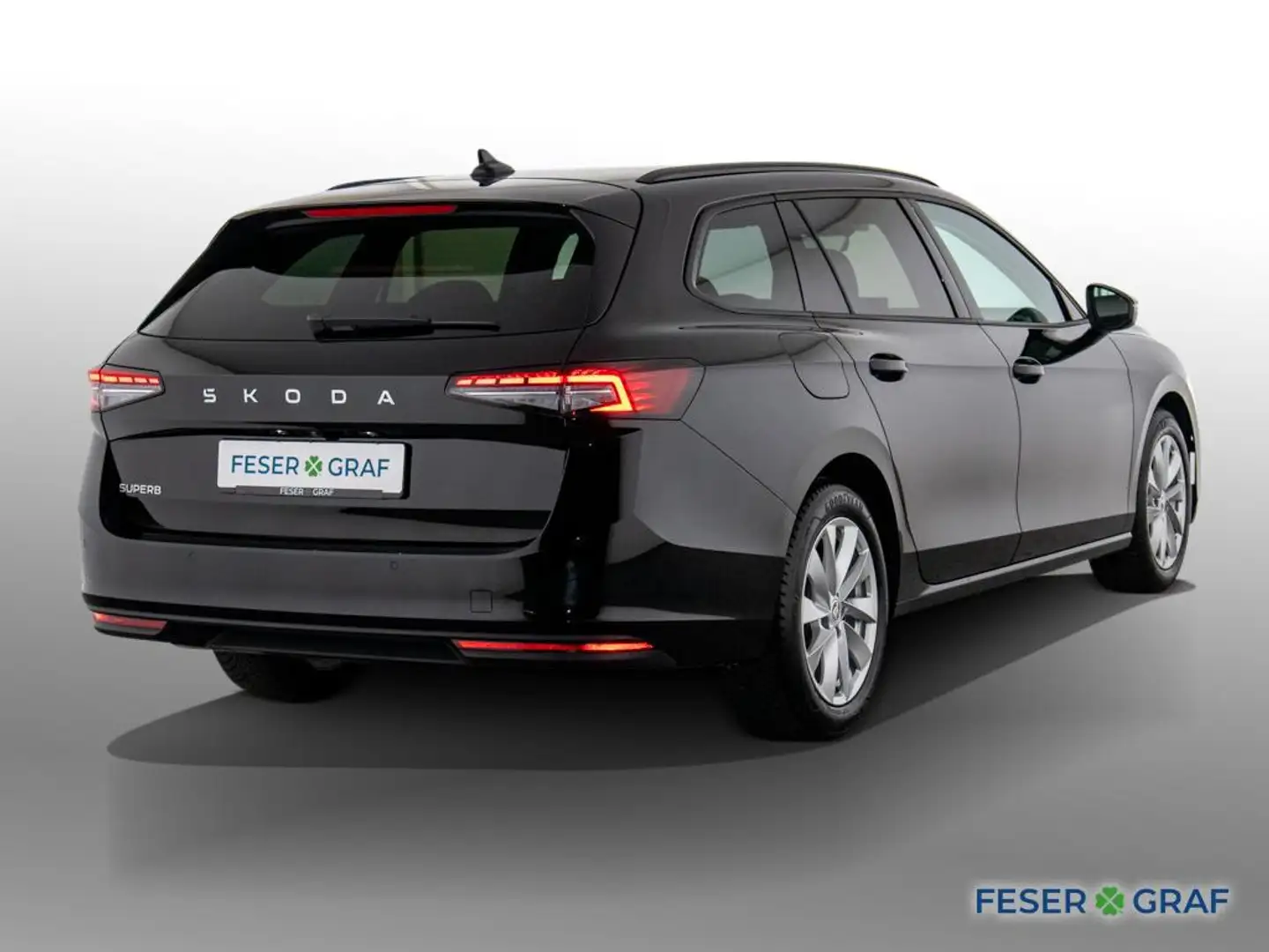 Skoda Superb Combi 1.5 TSI Selection AHK / Matrix-LED / DAB / P Schwarz - 2