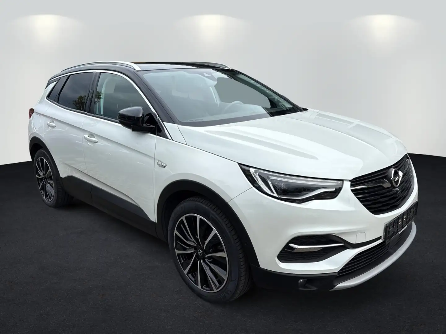 Opel Grandland 1.6 Turbo Ultimate 4 FLA 360 ParkAss. Weiß - 2