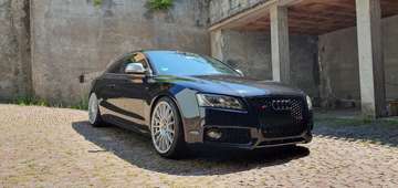 4.2 V8 Ambiente quattro tiptronic