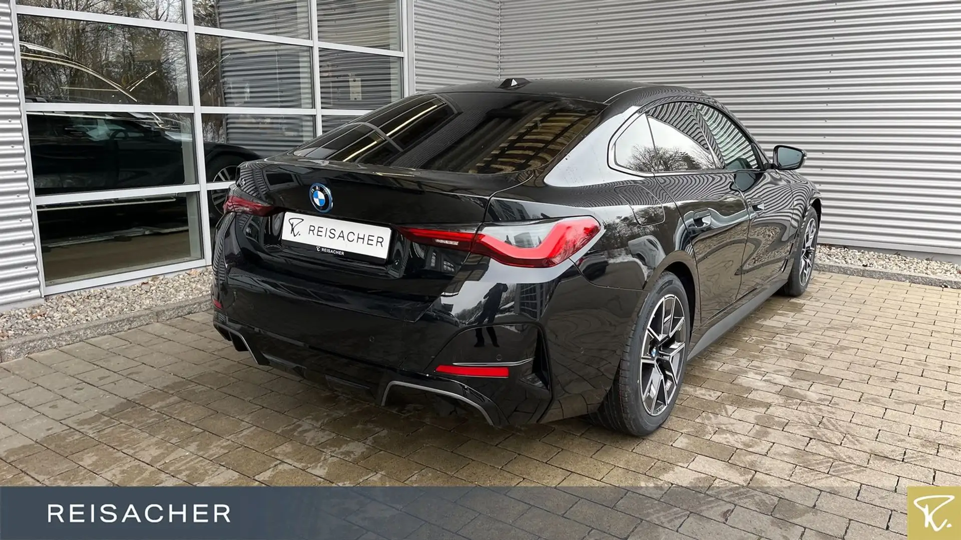 BMW 435 i4 A eDrive35 Gran Coupé M-Sport,AHK,DAProf Black - 2