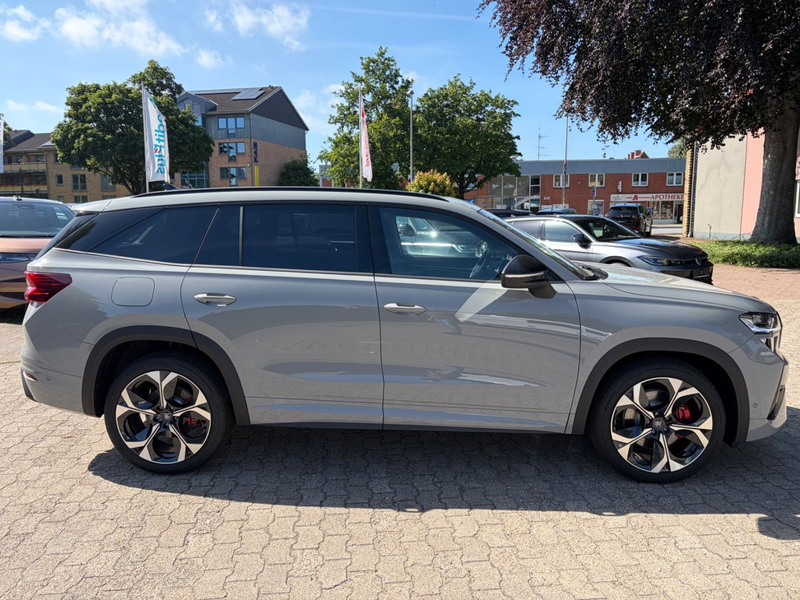 Skoda Kodiaq 2.0TSI RS 4x4 Leder Pano Matrix Head-Up — photo 2