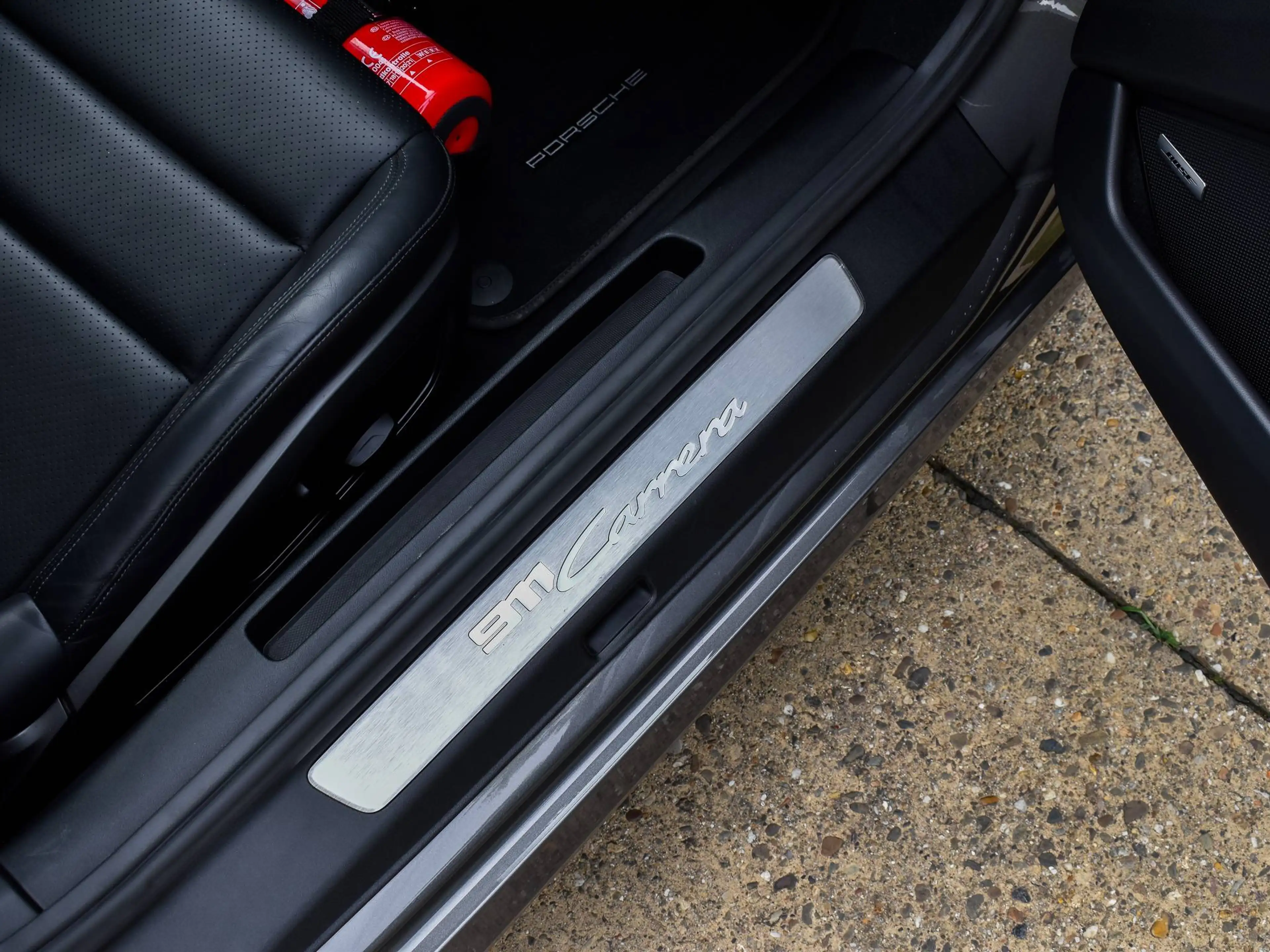 Porsche 911 992 Carrera 2 Coupé / Agate Grey / TOP SPEC / TOP CONDITION — photo 12