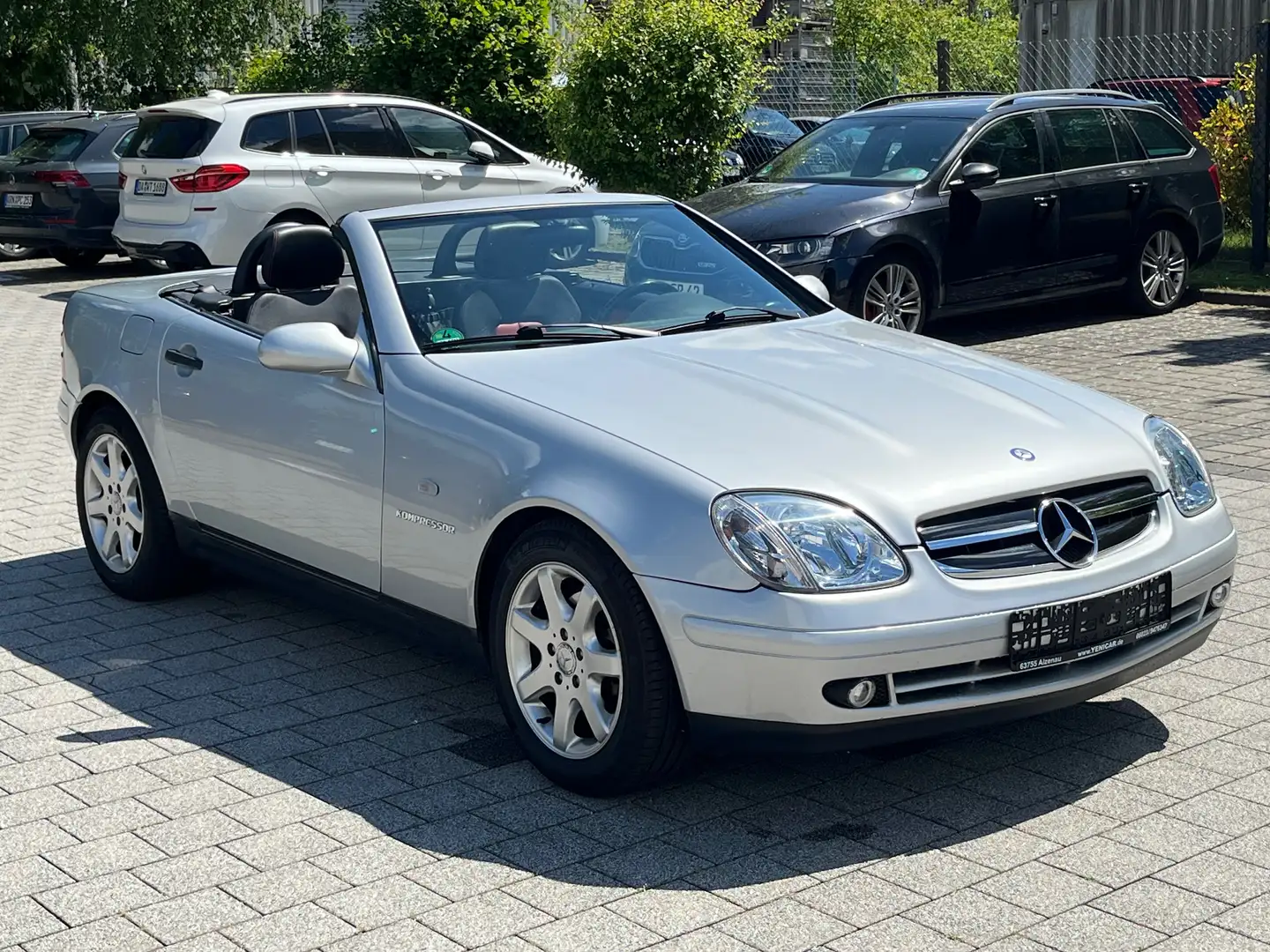 Mercedes-Benz SLK 200 Kompressor / 192 PS / 141 KW / Garagen Fahrzeug Plateado - 2