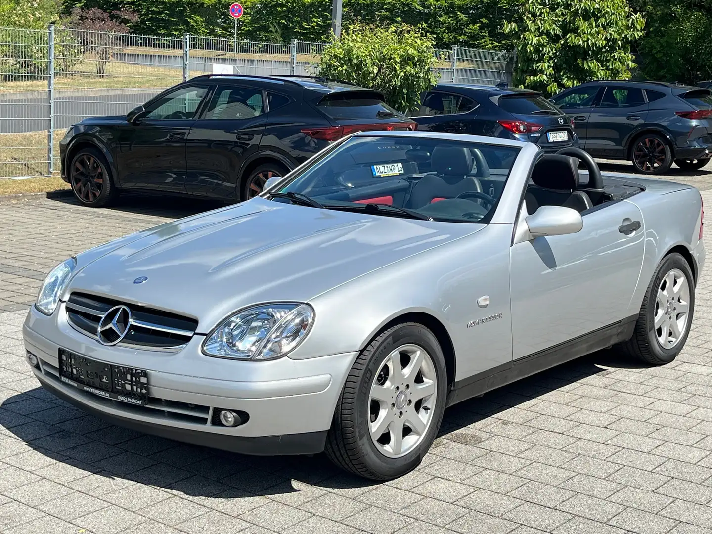 Mercedes-Benz SLK 200 Kompressor / 192 PS / 141 KW / Garagen Fahrzeug Plateado - 1