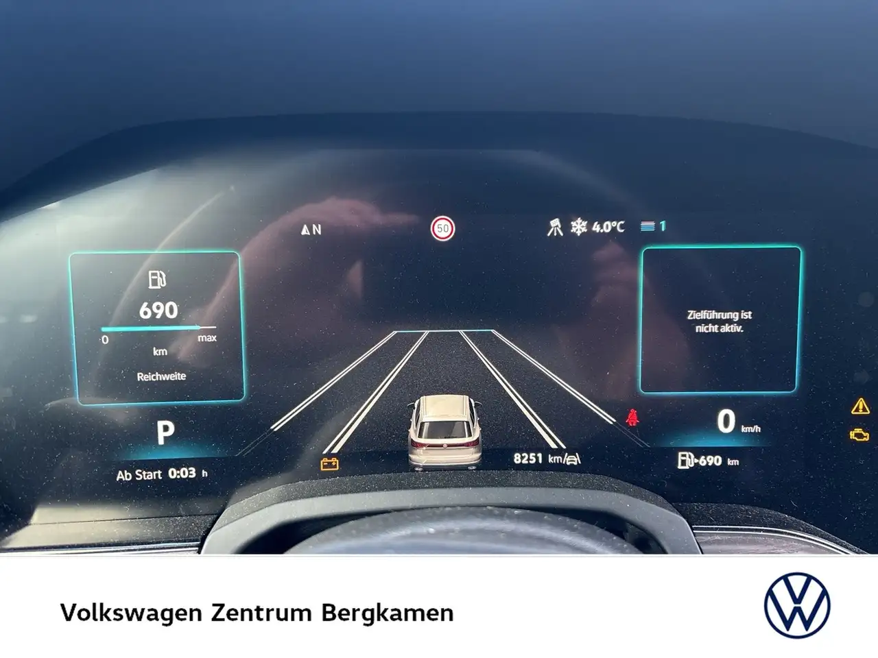 Volkswagen Touareg V6 ELEGANCE AHK CAM ACC LM19 E-KLAPPE 11