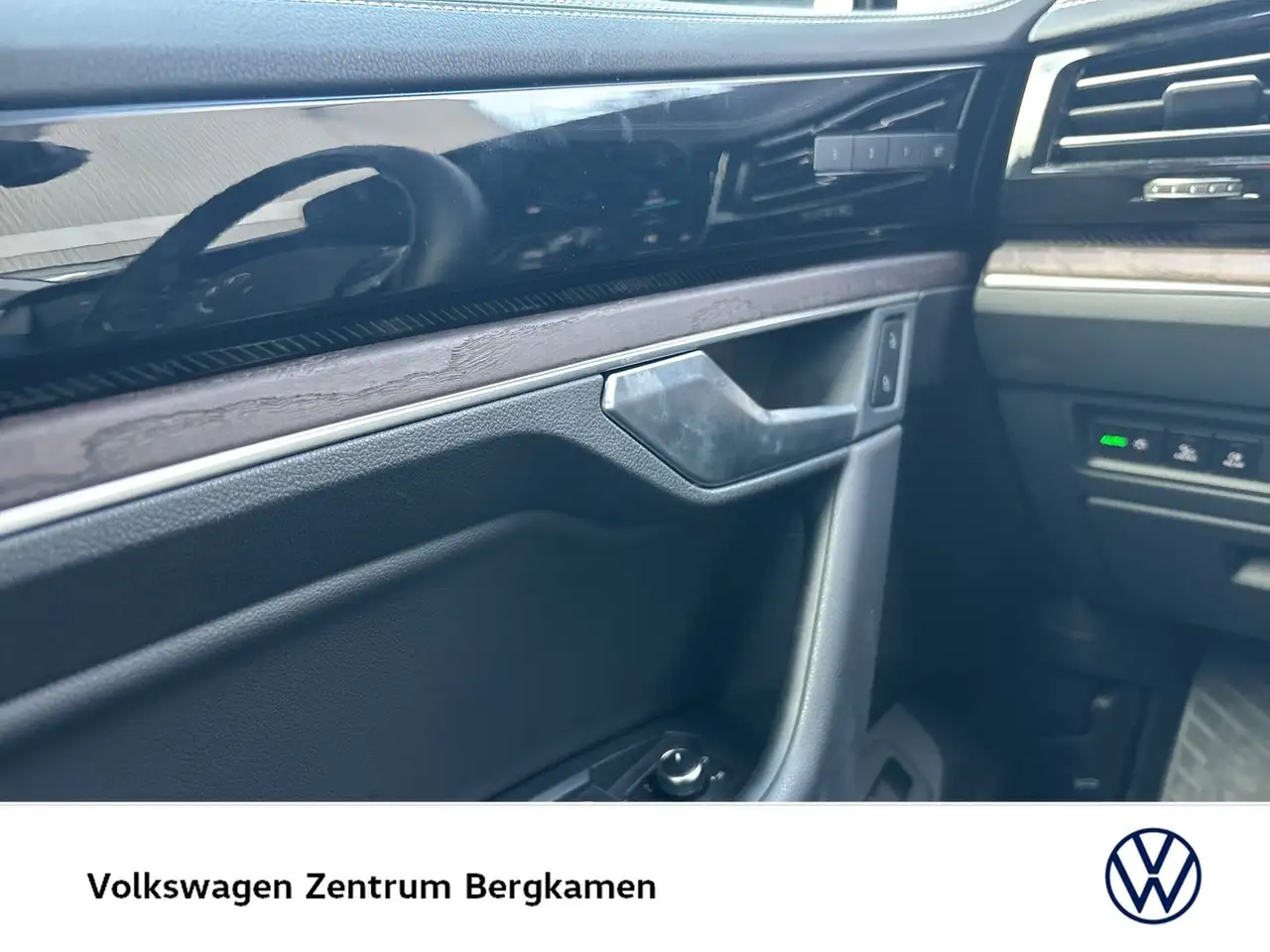 Volkswagen Touareg V6 ELEGANCE AHK CAM ACC LM19 E-KLAPPE 17
