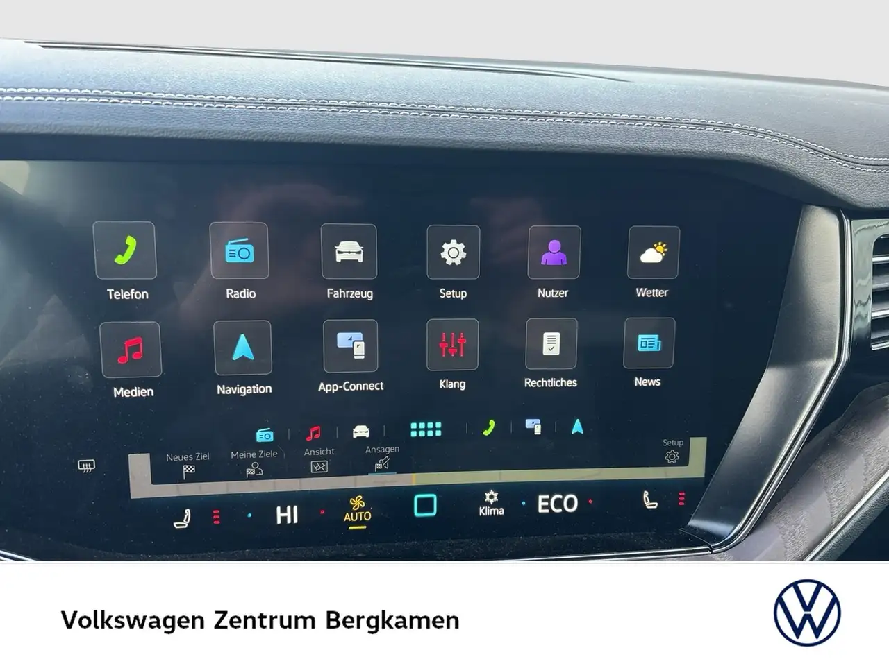 Volkswagen Touareg V6 ELEGANCE AHK CAM ACC LM19 E-KLAPPE 14