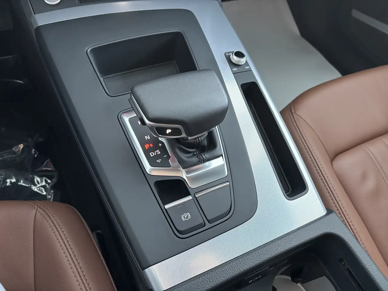 Audi Q5 снимка Audi Q5