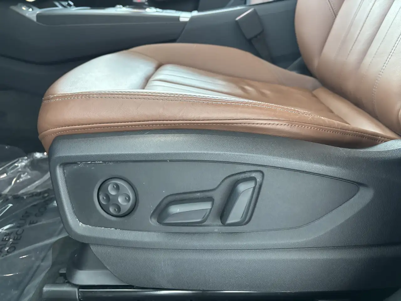 Audi Q5 снимка Audi Q5